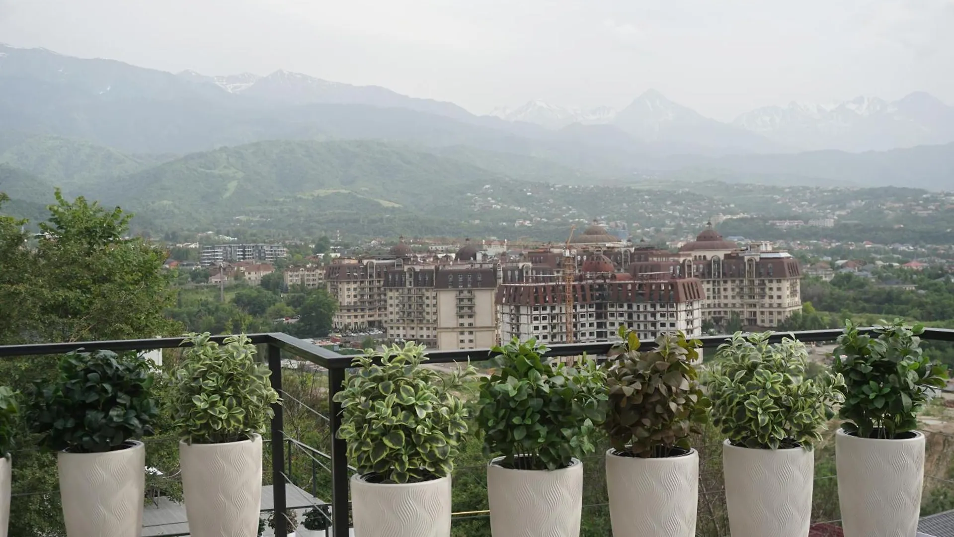 Домик 2 Kok Tobe Village Almaty Kazakhstan